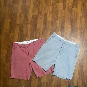 Old Navy Casual Men's coral and gray Shorts
